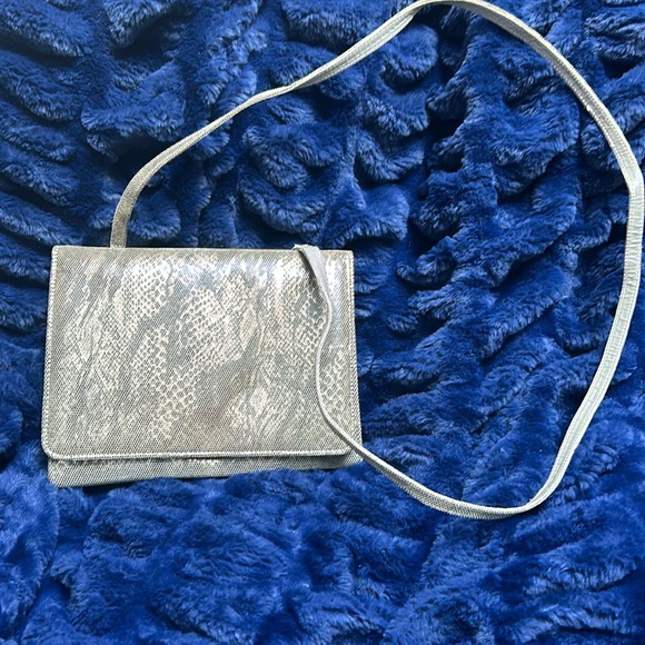 Stuart Weitzman Vintage Gold Evening Shoulder Bag - Picture 1 of 11